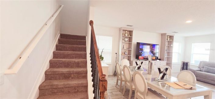 Image No.14-5 Bed Property for sale