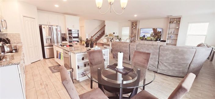 Image No.17-5 Bed Property for sale