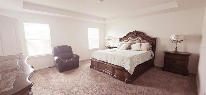 Image No.22-5 Bed Property for sale