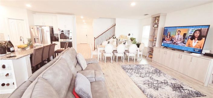 Image No.6-5 Bed Property for sale