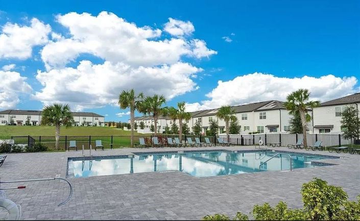 Image No.25-3 Bed Townhouse for sale