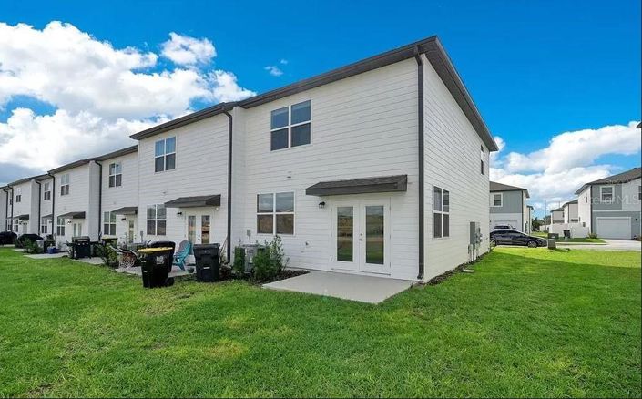 Image No.29-3 Bed Townhouse for sale