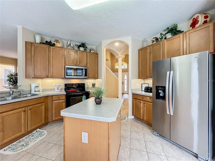 Image No.6-5 Bed Property for sale