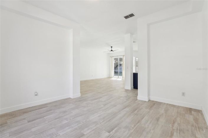 Image No.10-4 Bed Property for sale