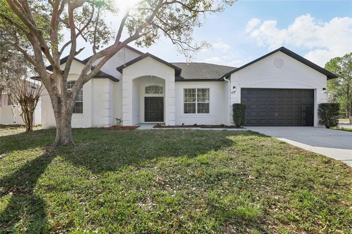 Image No.2-4 Bed Property for sale