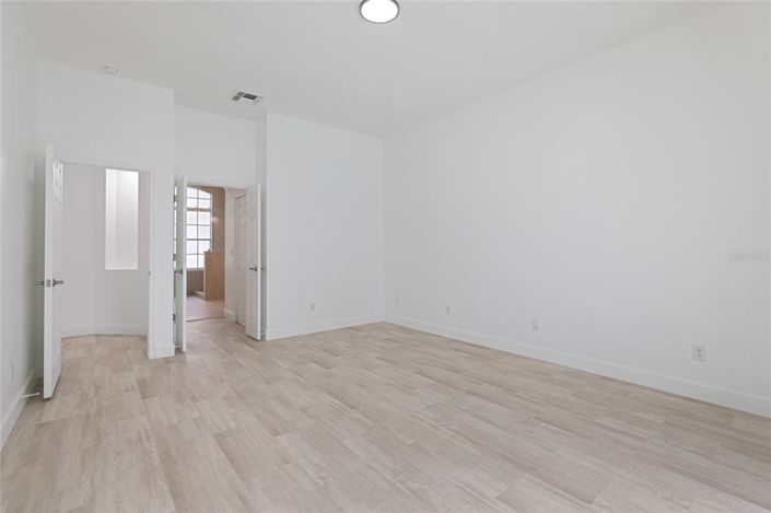 Image No.20-4 Bed Property for sale