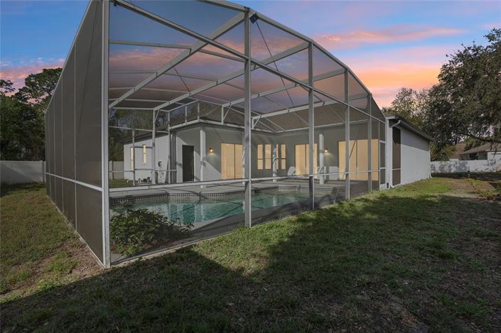 Image No.6-4 Bed Property for sale