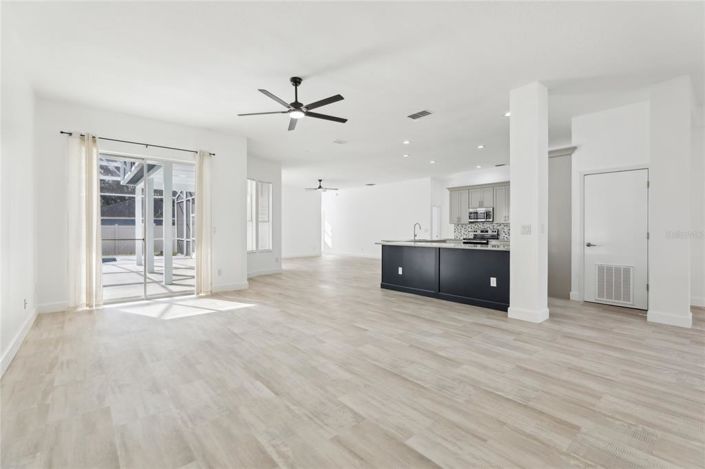 Image No.7-4 Bed Property for sale