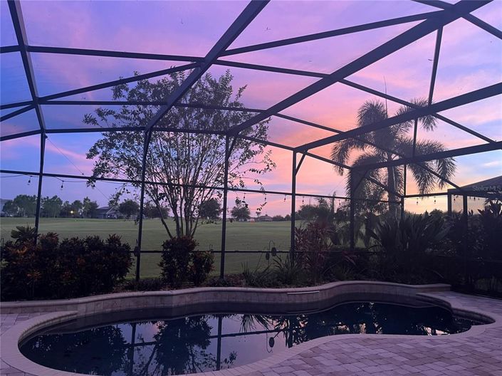 Image No.44-5 Bed Property for sale