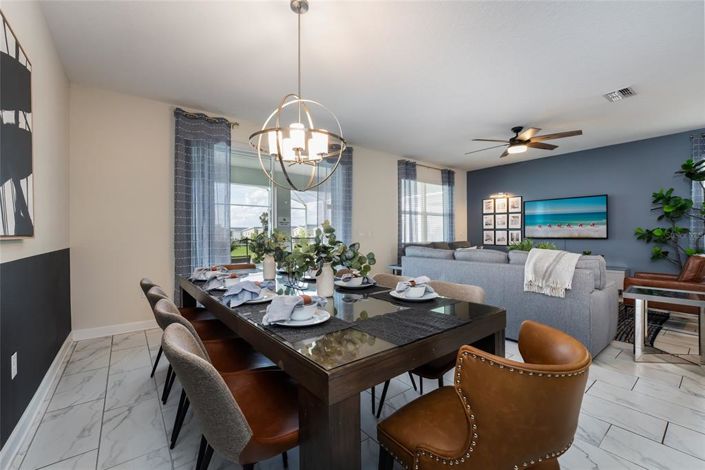 Image No.31-8 Bed Property for sale