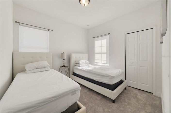 Image No.17-4 Bed Townhouse for sale