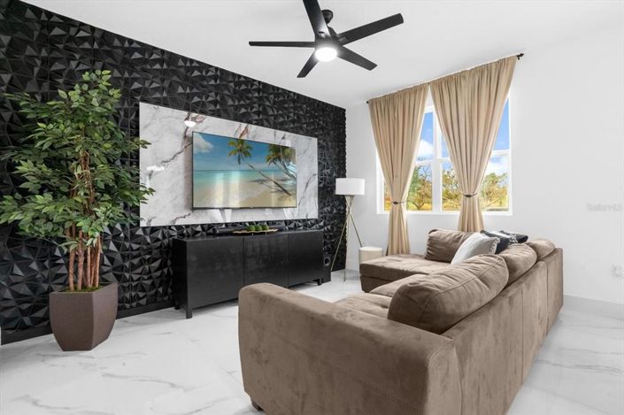 Image No.10-3 Bed Townhouse for sale