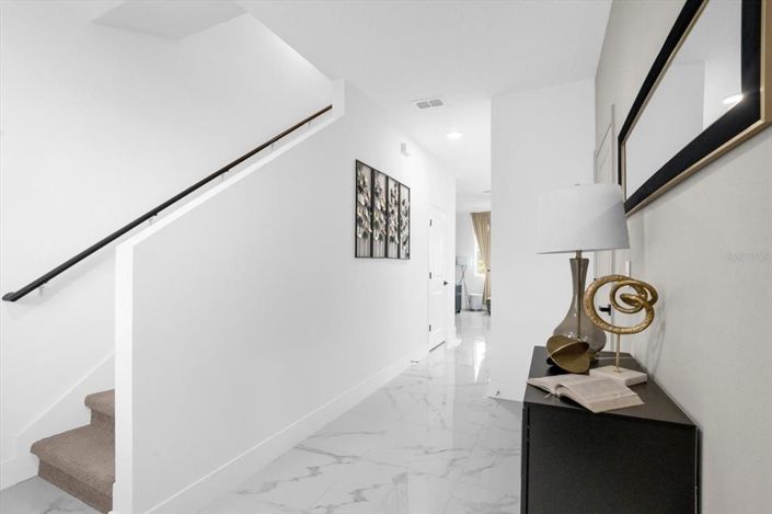 Image No.2-3 Bed Townhouse for sale