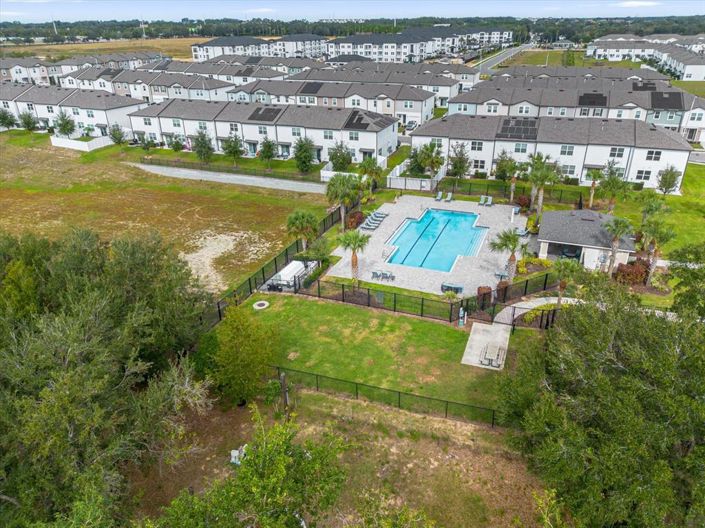 Image No.31-3 Bed Townhouse for sale