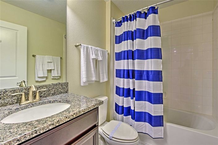 Image No.17-5 Bed Property for sale