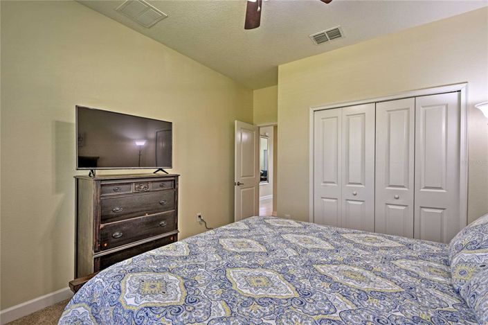 Image No.20-5 Bed Property for sale