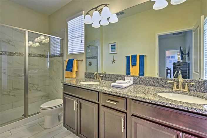 Image No.22-5 Bed Property for sale