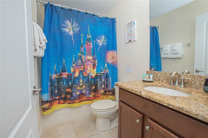 Image No.28-6 Bed Property for sale