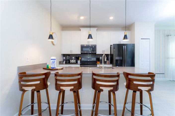 Image No.23-5 Bed Townhouse for sale