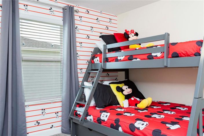 Image No.49-5 Bed Townhouse for sale