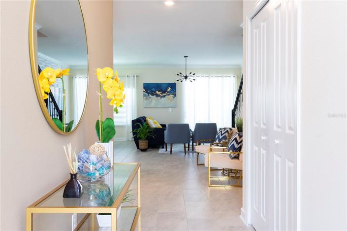 Image No.7-5 Bed Townhouse for sale