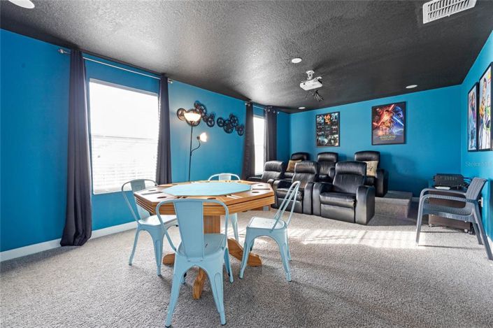 Image No.15-9 Bed Property for sale