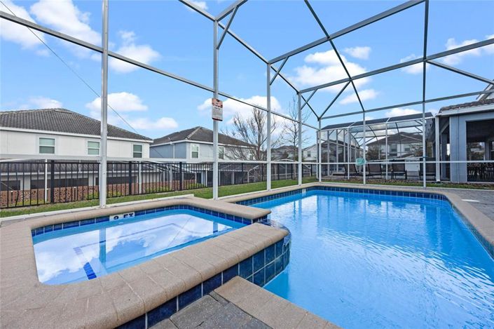 Image No.39-9 Bed Property for sale