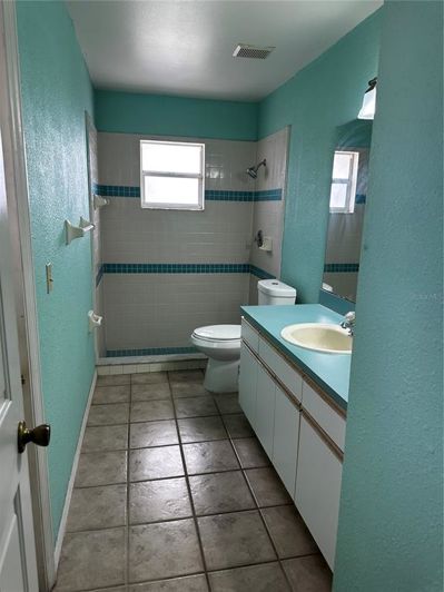 Image No.24-3 Bed Property for sale