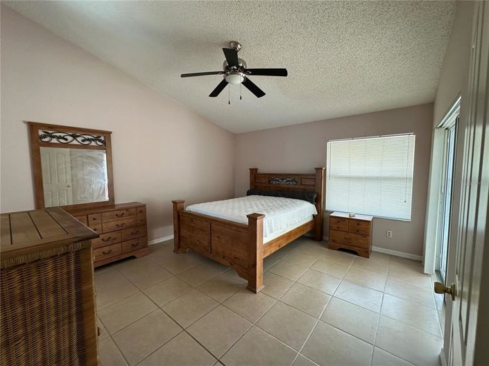 Image No.34-3 Bed Property for sale