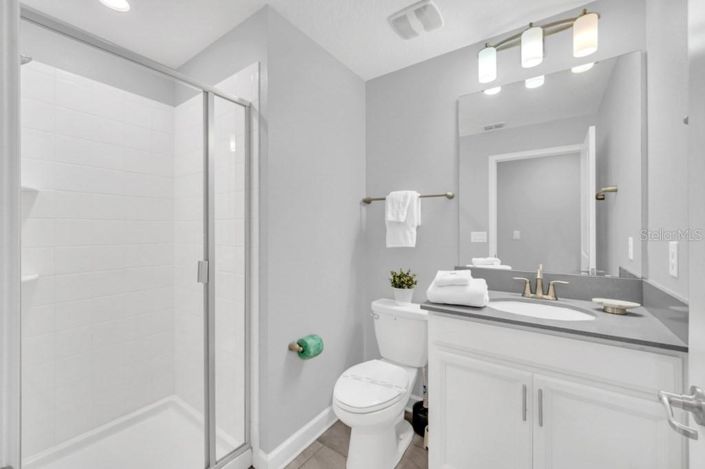 Image No.25-5 Bed Townhouse for sale