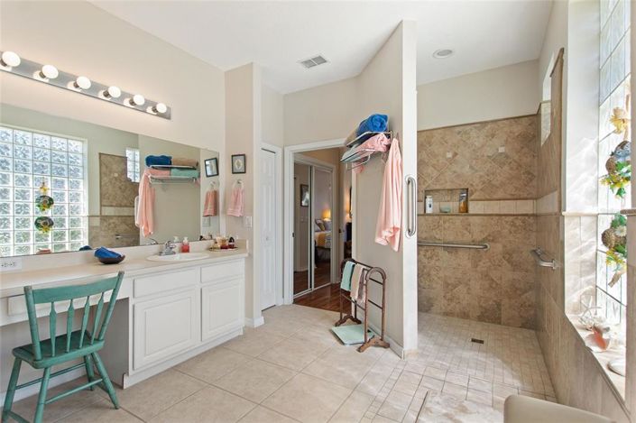 Image No.21-3 Bed Property for sale