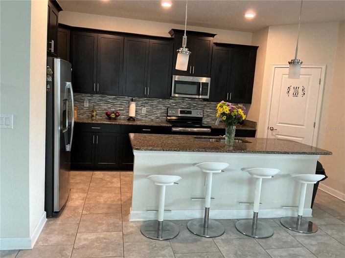 Image No.12-4 Bed Property for sale