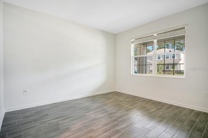 Image No.20-Propriété de 4 chambres à vendre à Davenport