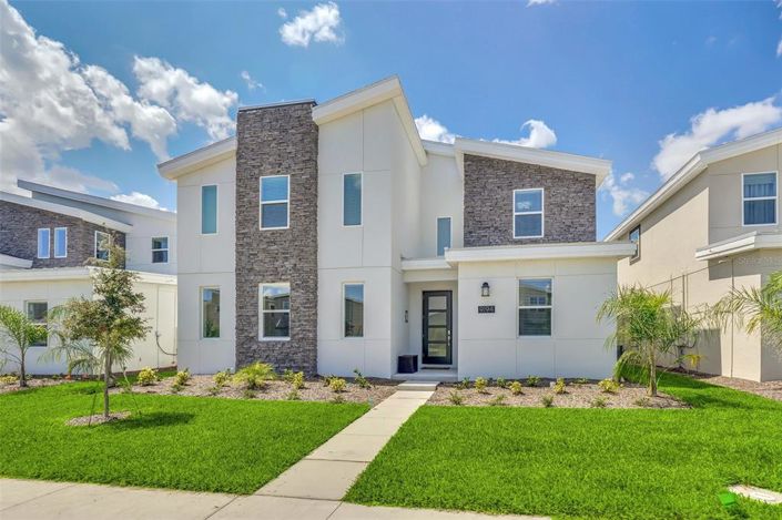 Image No.1-9 Bed Property for sale