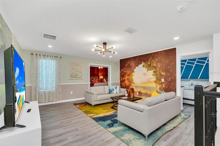 Image No.24-9 Bed Property for sale