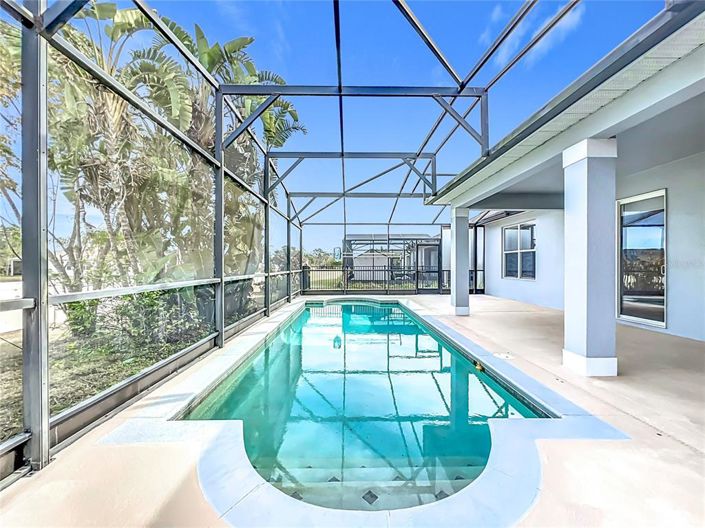 Image No.43-4 Bed Property for sale