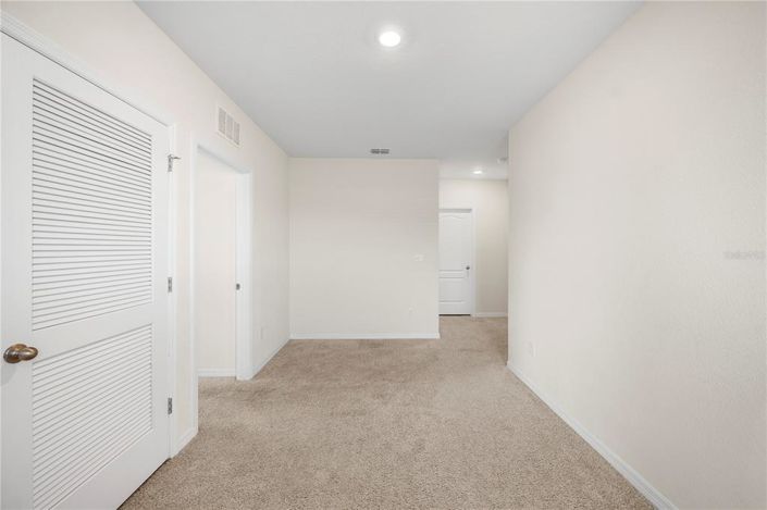 Image No.20-5 Bed Property for sale