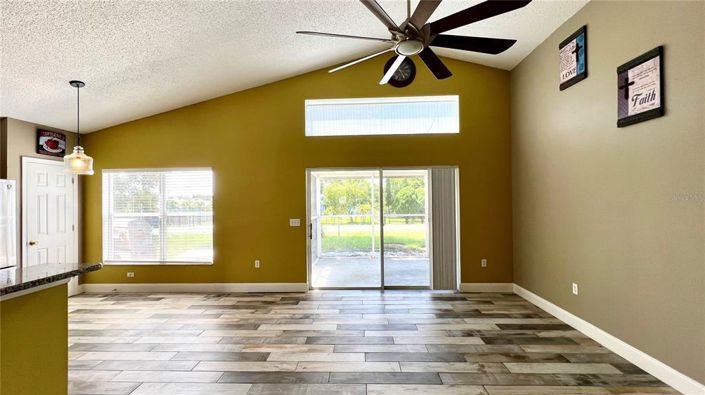 Image No.13-Propriété de 4 chambres à vendre à Davenport