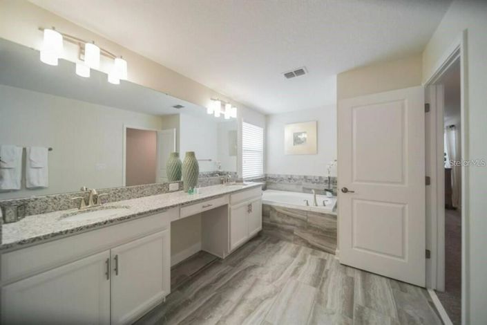 Image No.20-Propriété de 5 chambres à vendre à Davenport