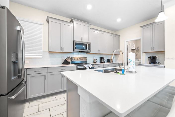 Image No.11-5 Bed Property for sale