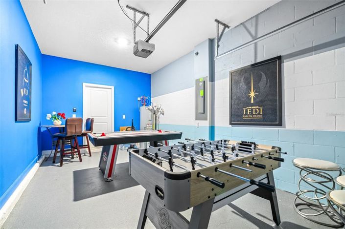 Image No.24-5 Bed Property for sale