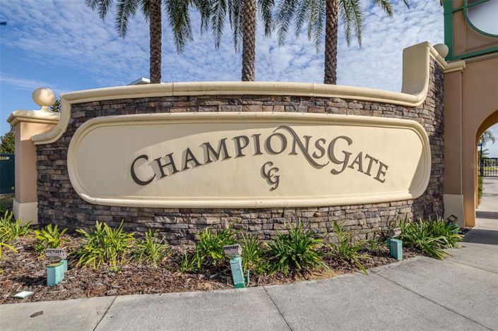 Image No.27-5 Bed Property for sale