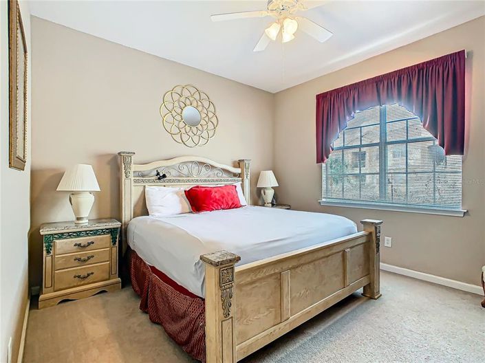 Image No.10-4 Bed Property for sale