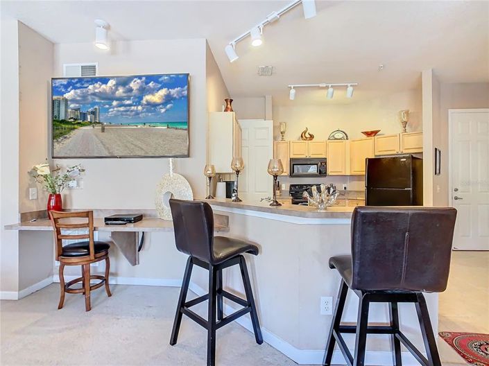 Image No.8-4 Bed Property for sale