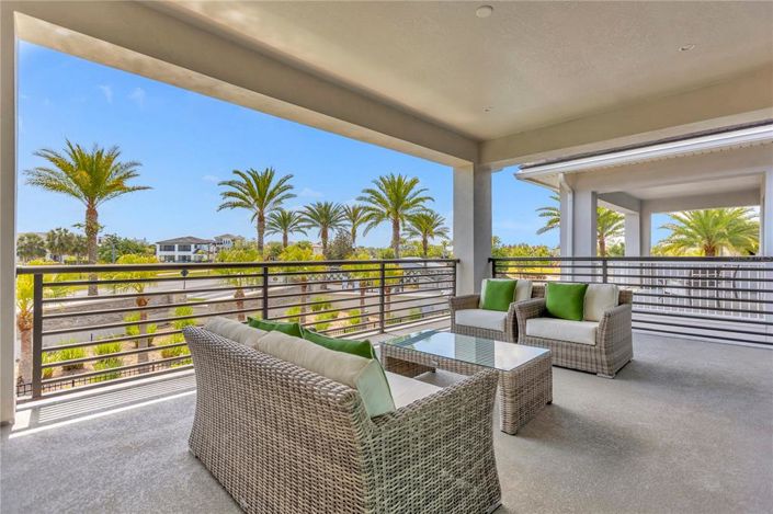 Image No.39-6 Bed Property for sale