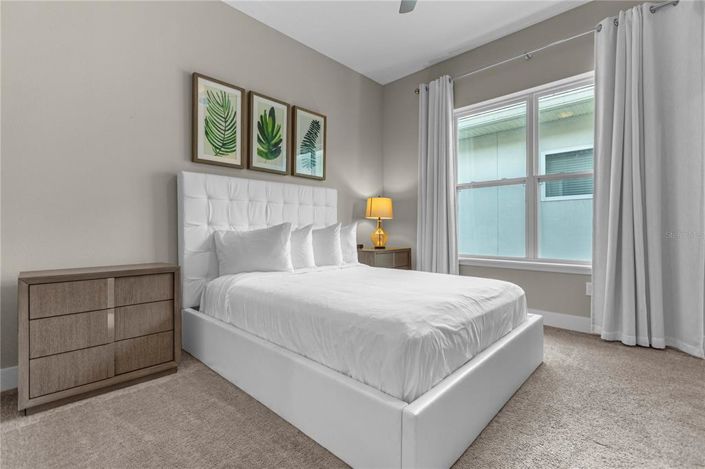 Image No.41-6 Bed Property for sale