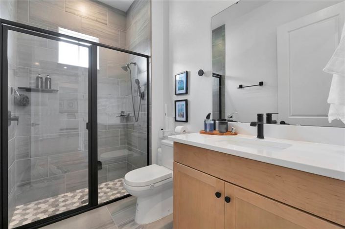 Image No.19-5 Bed Property for sale