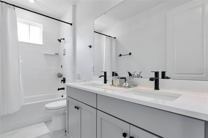 Image No.22-5 Bed Property for sale