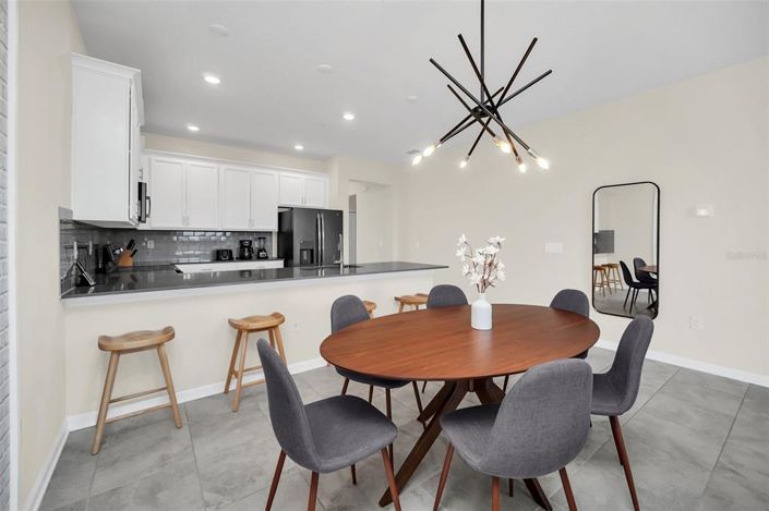 Image No.15-3 Bed Townhouse for sale