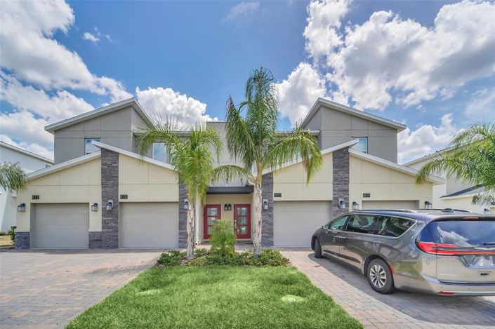 Image No.33-3 Bed Townhouse for sale